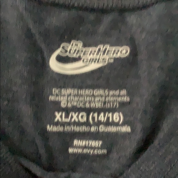 Girls Wonder Woman graphic T-shirt - Picture 2 of 3